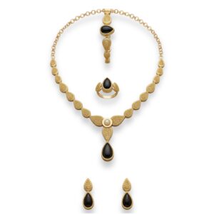 BLUE MINA NECKLACE